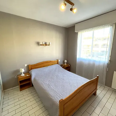 : 4 Pers. A 100m De La Plage, Parking Prive - Fr-1-837-78 *